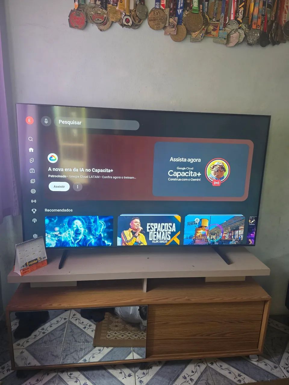Televisão Samsung crystal 65 polegadas