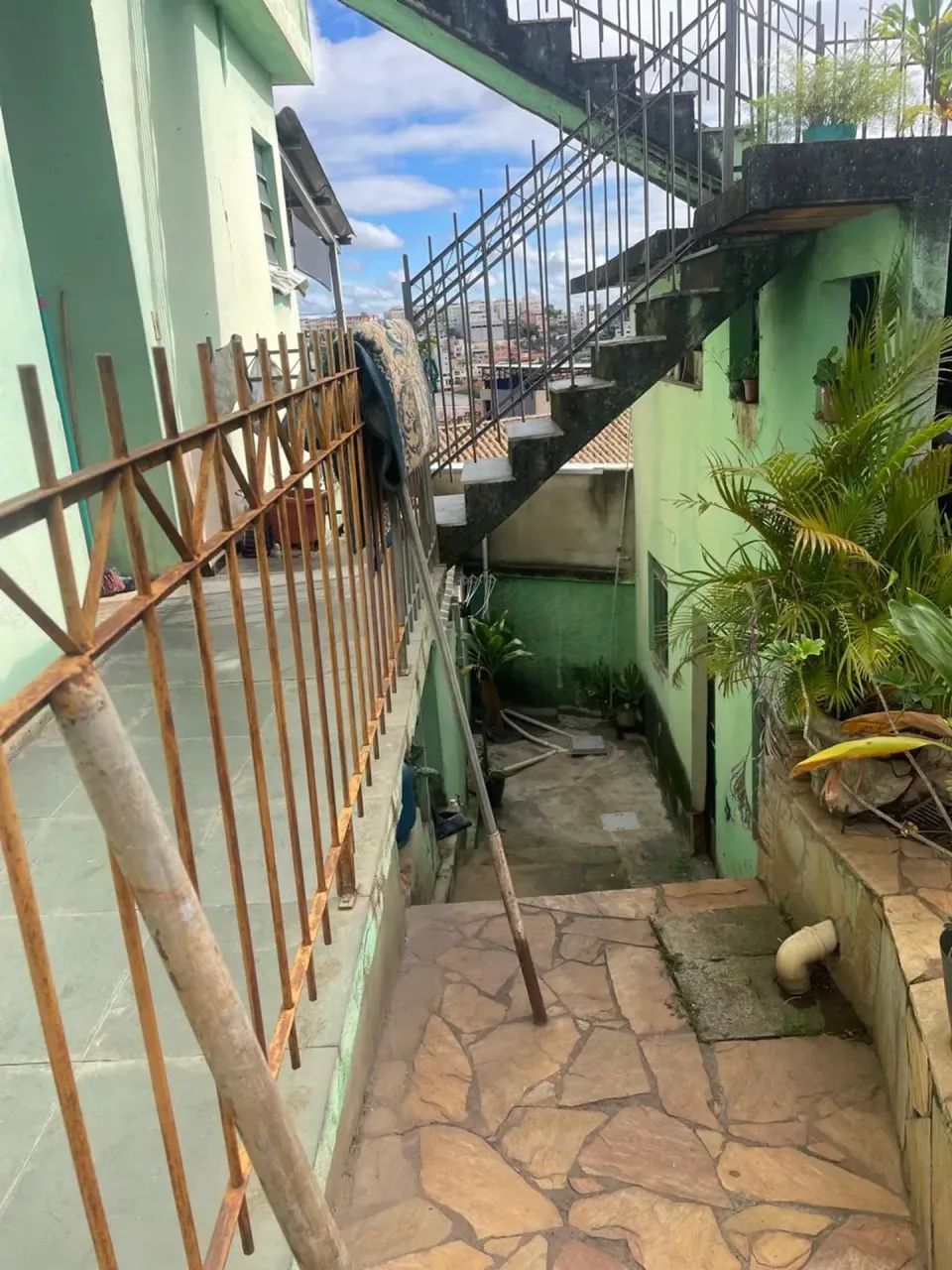 Casa com barracão de 360 m² com 4 quartos 2 banheiros 4 vagas - Foto 5