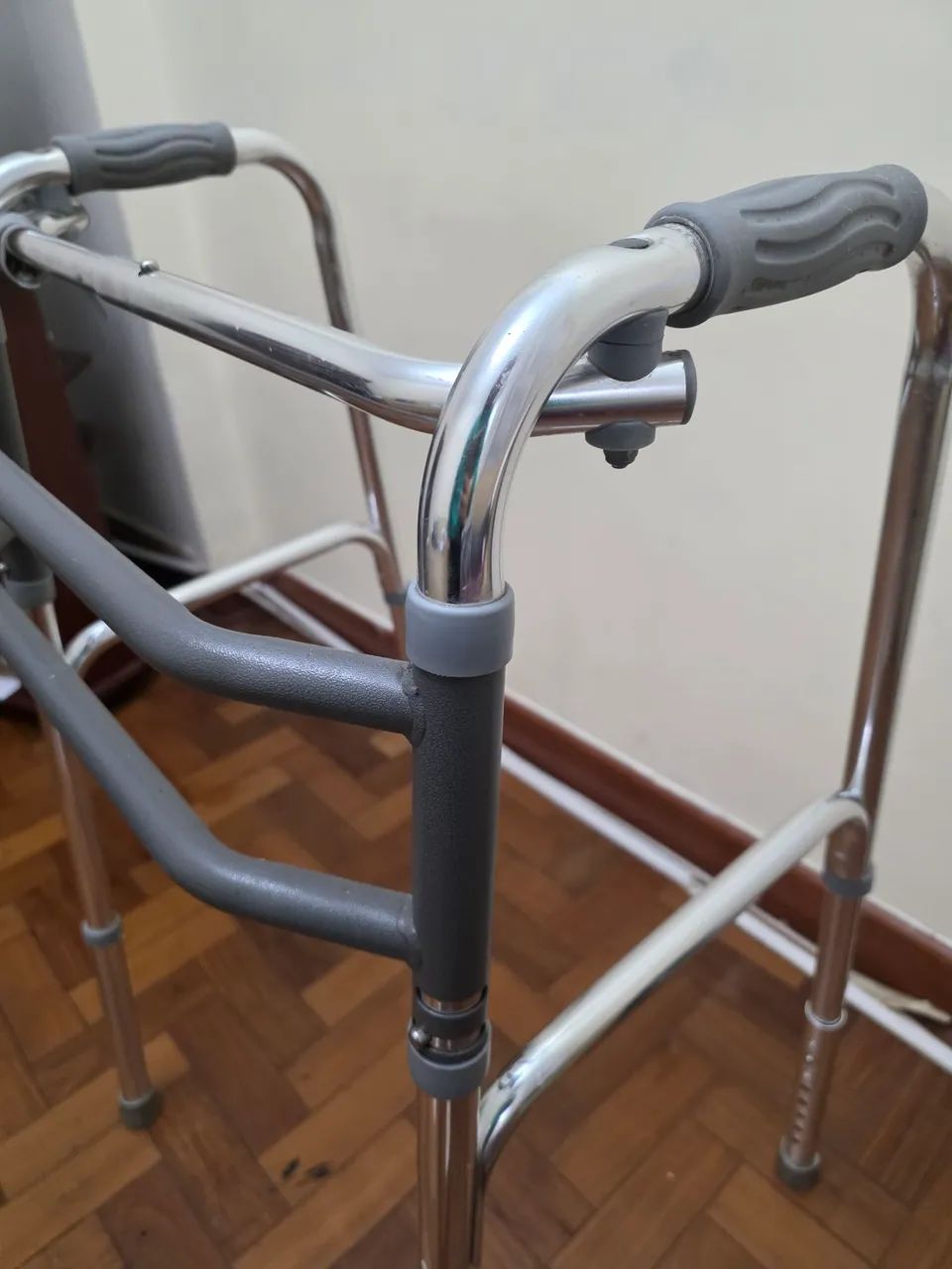 Andador De Idoso De Alumínio  - Foto 4