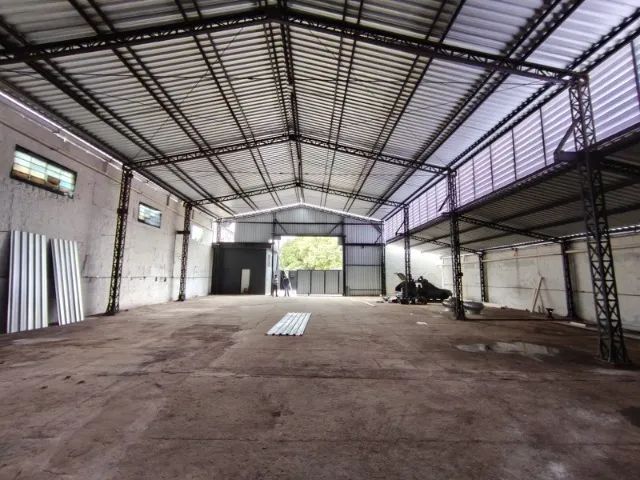 Galpão 780 m2 A.T e 646 m2 AC Jardim Califórnia Jacareí/SP