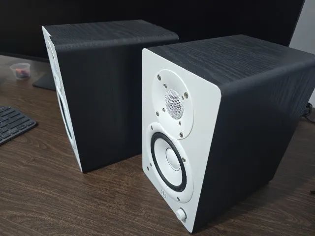 Yamaha Hs4 White Par De Monitores Estudio 110v - Equipamentos e