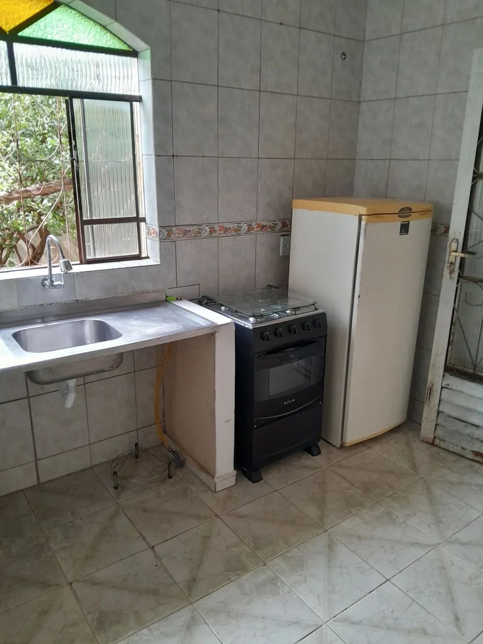 Kitnet mobiliada em Neves! - Foto 4