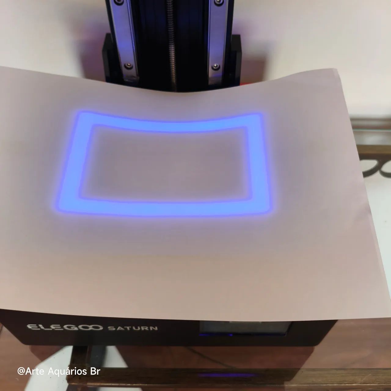 Impressora Resina 3D Elegoo Saturn pouquíssimo uso em estado de nova  - Foto 3