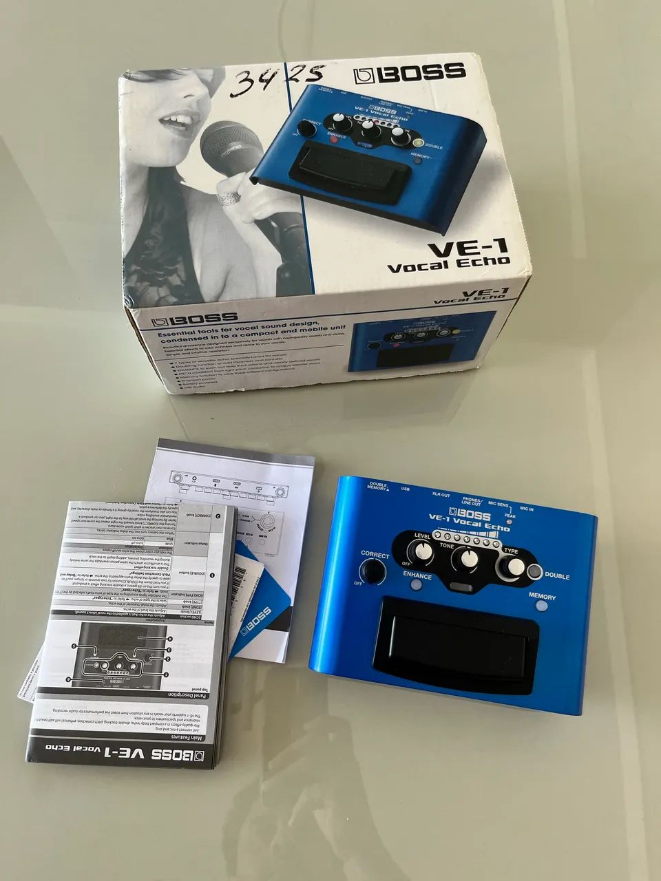 Pedal de efeito Boss Vocal Effects Vocal Echo VE-1 azul