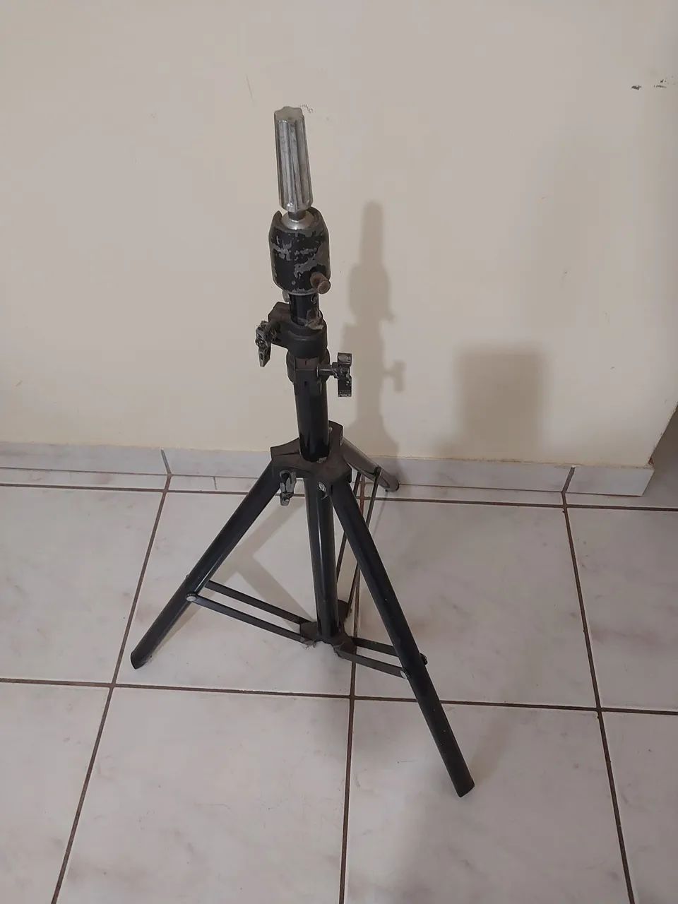 Tripé para Treinamento(cabeça boneca)