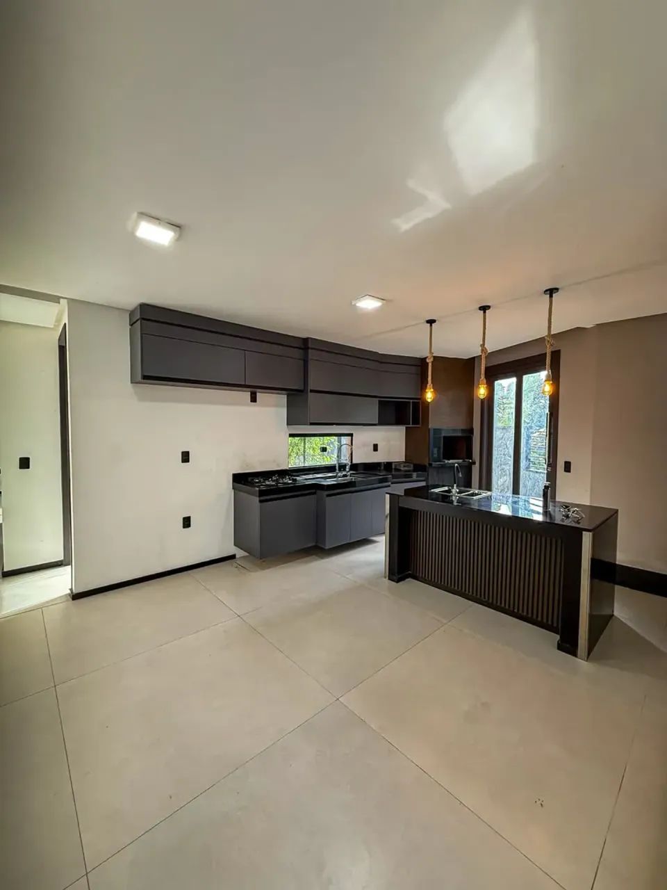 Belíssima Casa no Antares - Foto 4