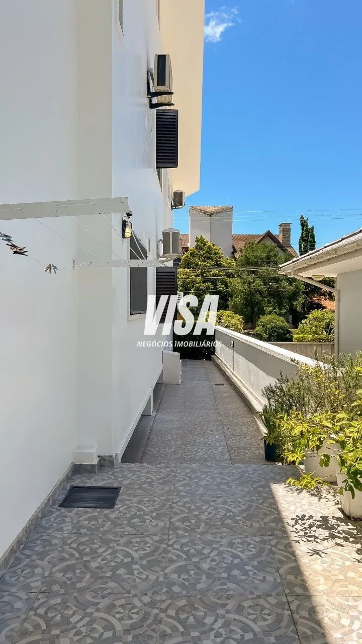 Casa com 5 suítes, terreno de 487,50 m², em Jurerê Internacional - Foto 4