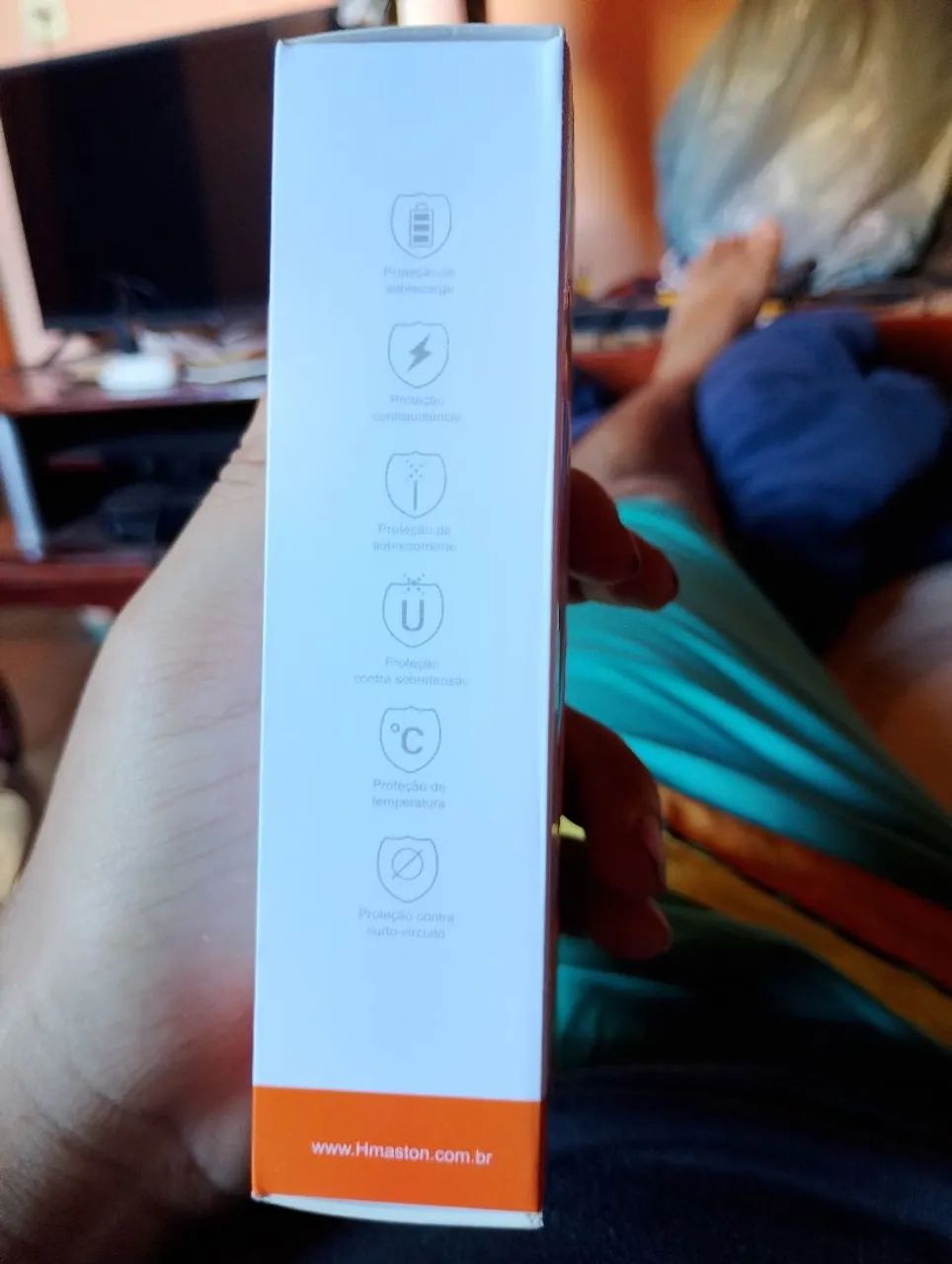 Carregador de celular novo na caixa - Foto 2