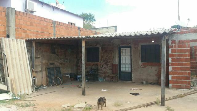 Vendo 1 lote com 2 casas na Arniqueiras - Foto 2