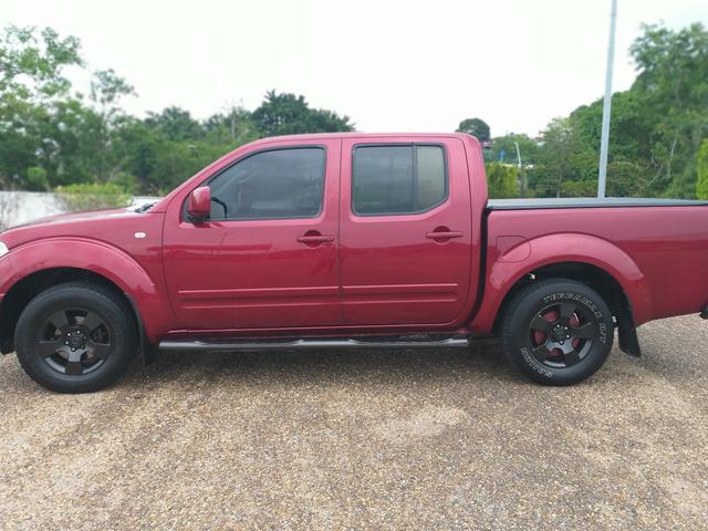 Nissam Frontier 2010 XE