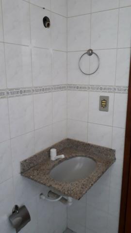 Aluga Aptº 2/4 com garagem de frente na Vila da Penha - Foto 14