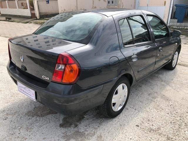 Renault/ Clio sedan 1.0 completo 2004 - Foto 4