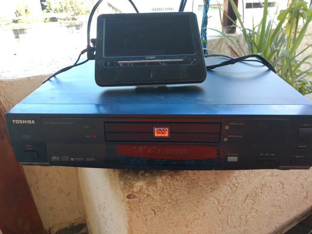 Dvd Toshiba player as 2200