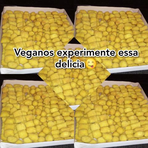 Salgados veganos e tradicional - Foto 3