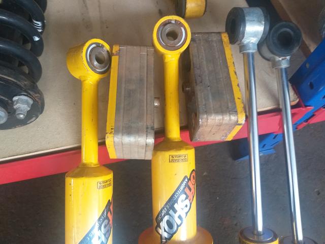 Kit lift Off Shox pra levantar Toyota Hilux - Foto 5