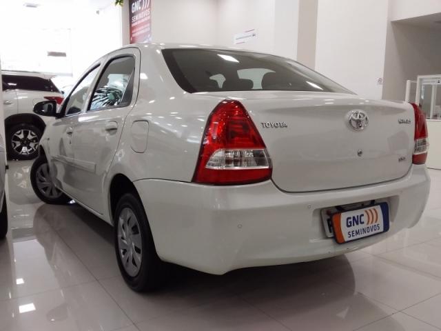 TOYOTA ETIOS 1.5 XLS SEDAN 16V FLEX 4P MANUAL. - Foto 4