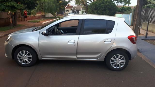 Sandero 17/18 - Foto 4