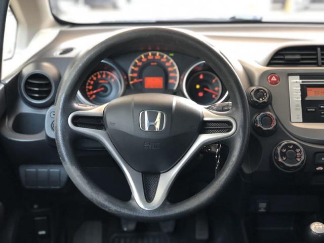 Honda Fit 1.4 DX Flex 12/13 completo, muito novo, só DF. - Foto 8