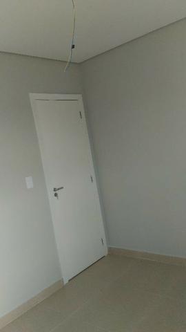 Residencial Acrópolis, Lindo Apto de frente para o Shopping (Promoção Black November) - Foto 7
