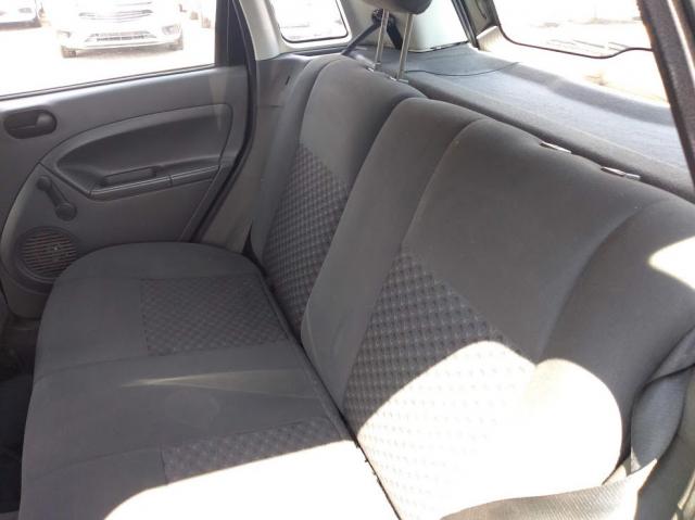 FORD FIESTA 1.0 MPI 8V GASOLINA 4P MANUAL - Foto 5