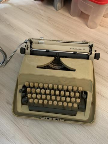 Raridade máquina de escrever triumph