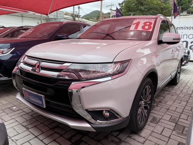 Outlander 7 lugares completíssimo (Cláudio 21- 9 7 6 0 4 - 2 5 4 8)