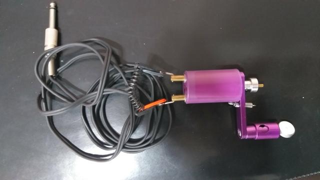 Kit para tattoo: maquina + clipcord +fonte - Foto 4