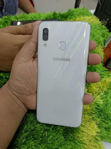 Vendo celular A30 novo 3 meses de USO - Foto 2