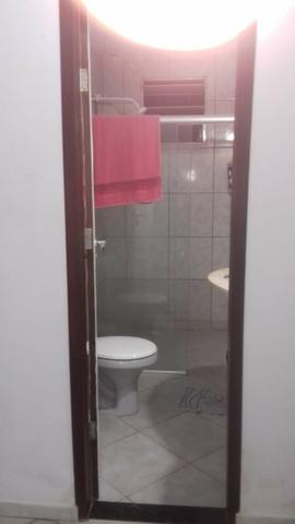 Vendo casa 2/4 sendo 1 suite com dependência completa e quintal e garagem coberta - Foto 7