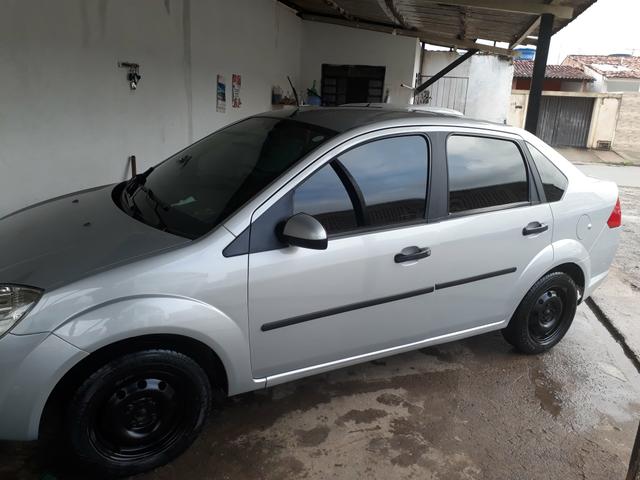 Fiesta sedan todo original - Foto 5