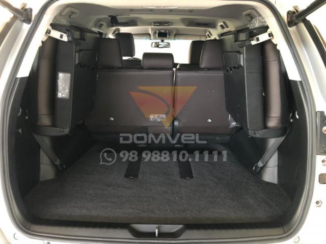 TOYOTA HILUX SW4 2.8 SRX 4X4 7 LUGARES 16V TURBO INTERCOOLER DIESEL 4P AUTOMÁTICO - Foto 11