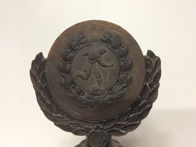 Troféu antigo bronze - Foto 5