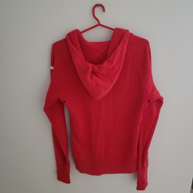 women's red nike moletom com capuz