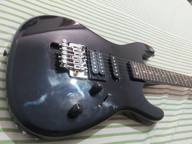 Guitarra kramer troco em caixa ativa de 15 polegadas  - Foto 2