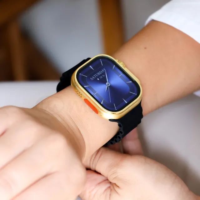 Smartwatch 8 Ultra Gold - Edição Especial Tela Infinita Carregamento Indução  