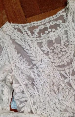 Blusa em renda off white  - Foto 2