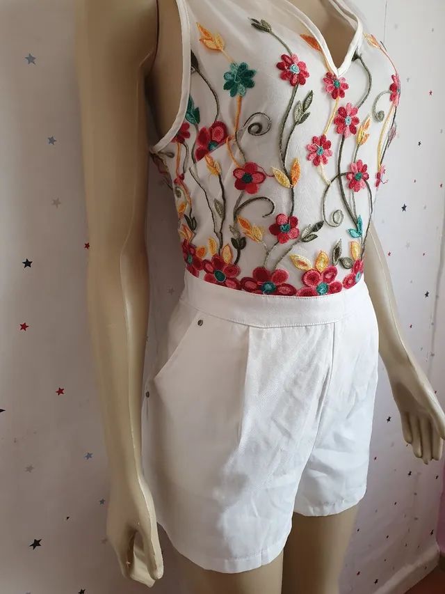 Macaquinho floral tam G
