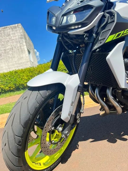 Yamaha MT 09 - 2021 | Cinza Fosco | 19.000 KM | Impecável - Foto 2