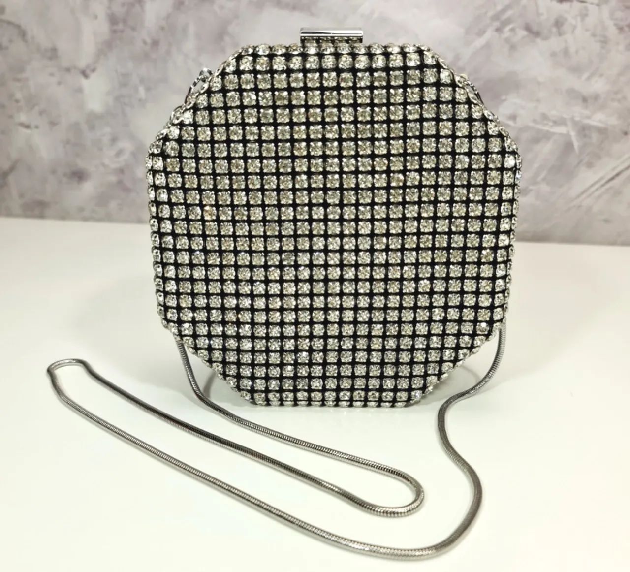 Bolsa de mão  brilhante - Foto 4