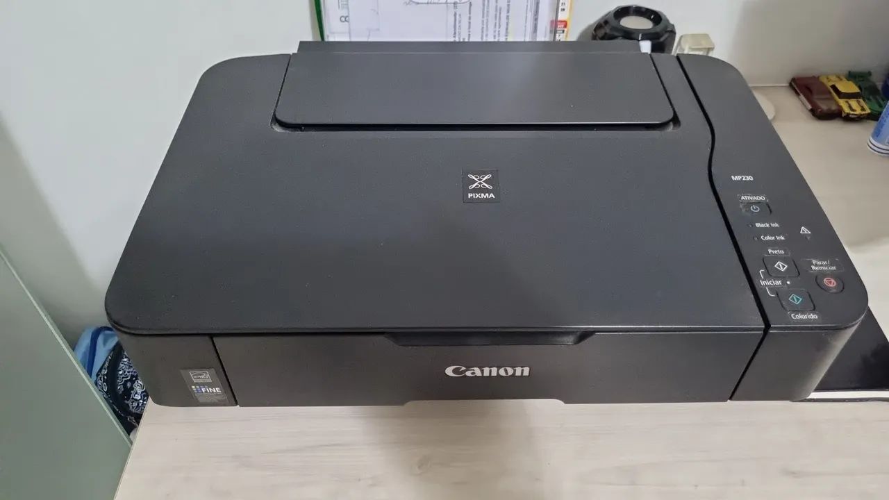 Impressora Canon PIXMA MP230 (em uso)