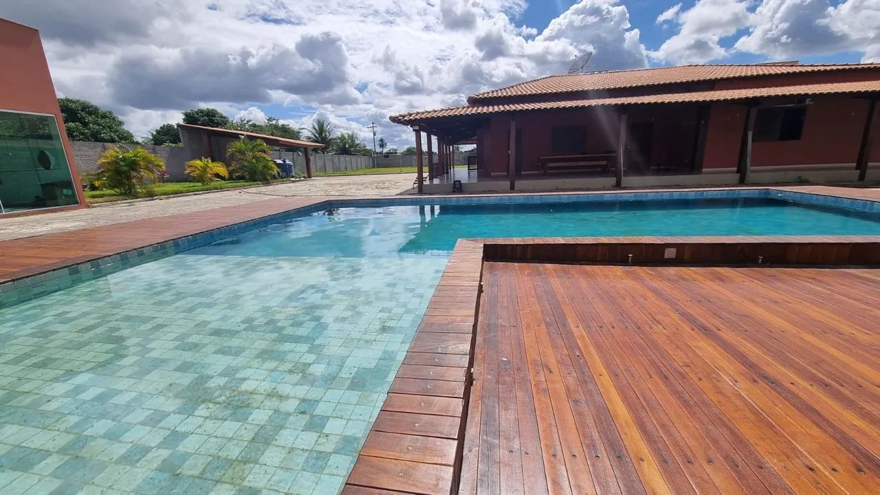 Vendo uma excelente chácara 4/4 sendo três suítes com piscina - Foto 3