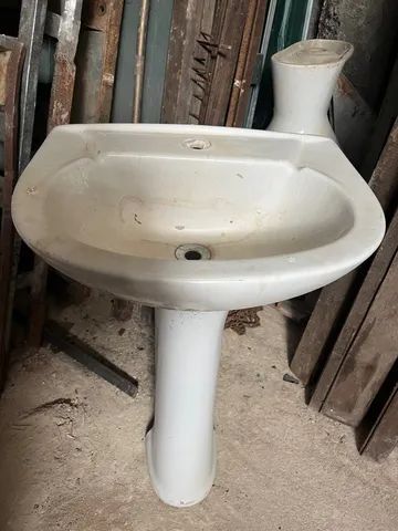 Lavatório com coluna  - Foto 2