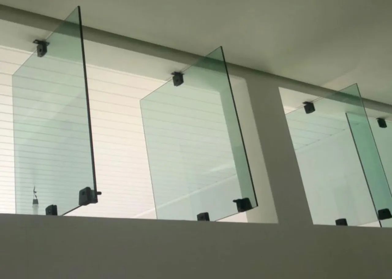 Janela - modelo em pivotante  - Foto 2