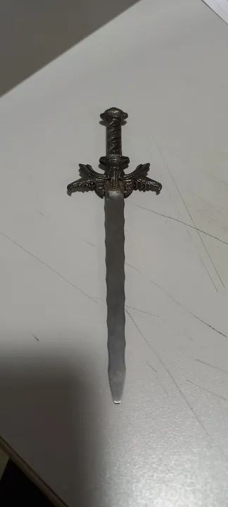 Dragão com Espada. - Foto 3