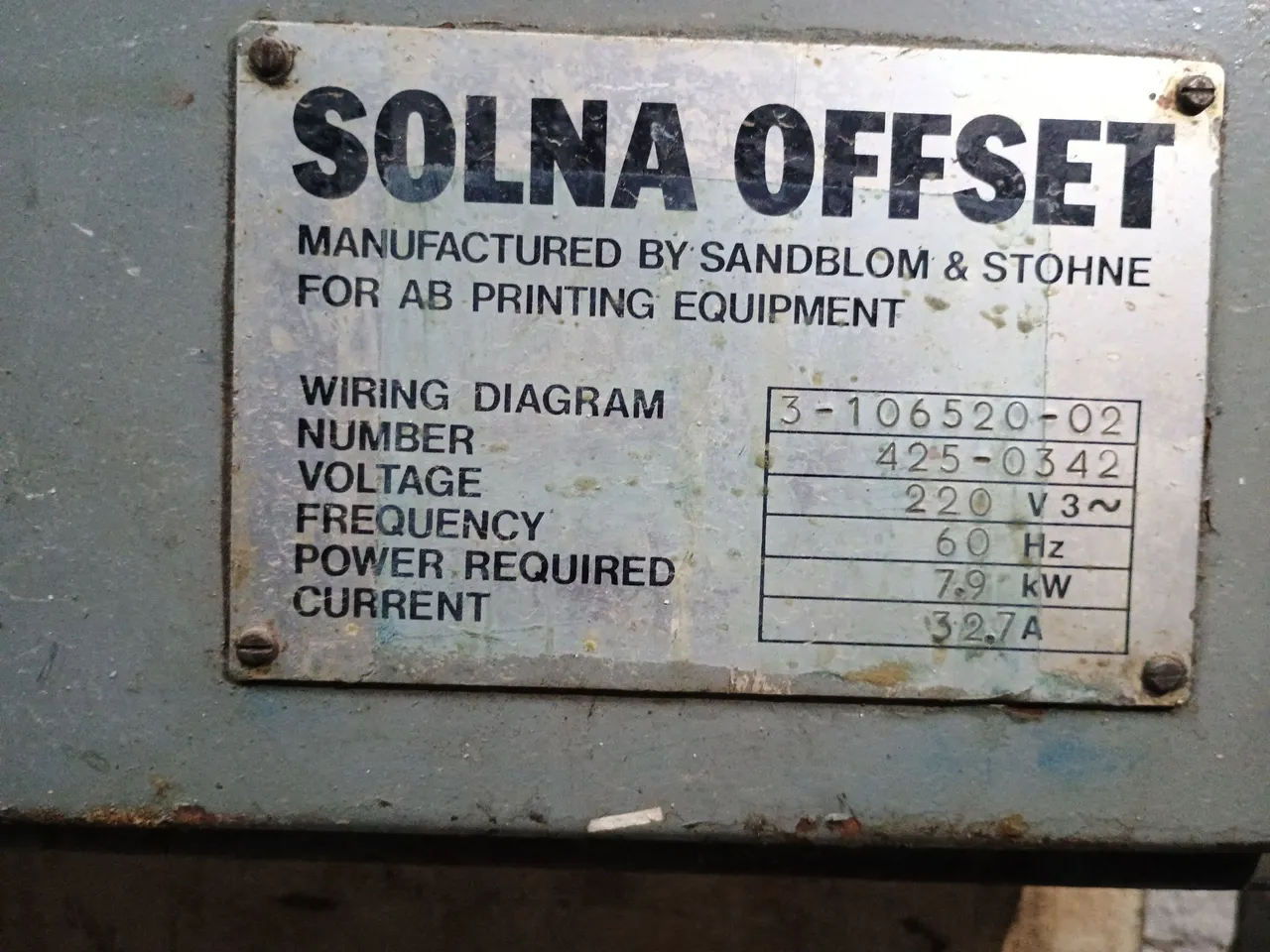 BAIXEI PARA DESOCUPAR O IMÓVEL.. impressora Offset Solna 4 cores 44X64