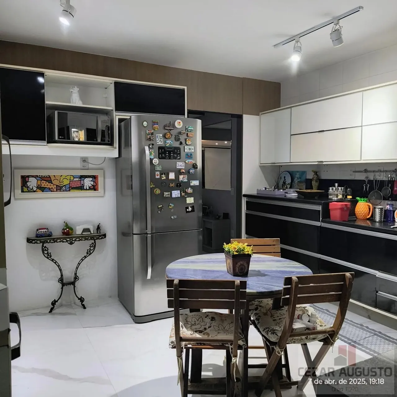 Apartamento de 3 quartos mobiliado para aluguel com 106 m² e 2 garagens em Alphaville, Sal