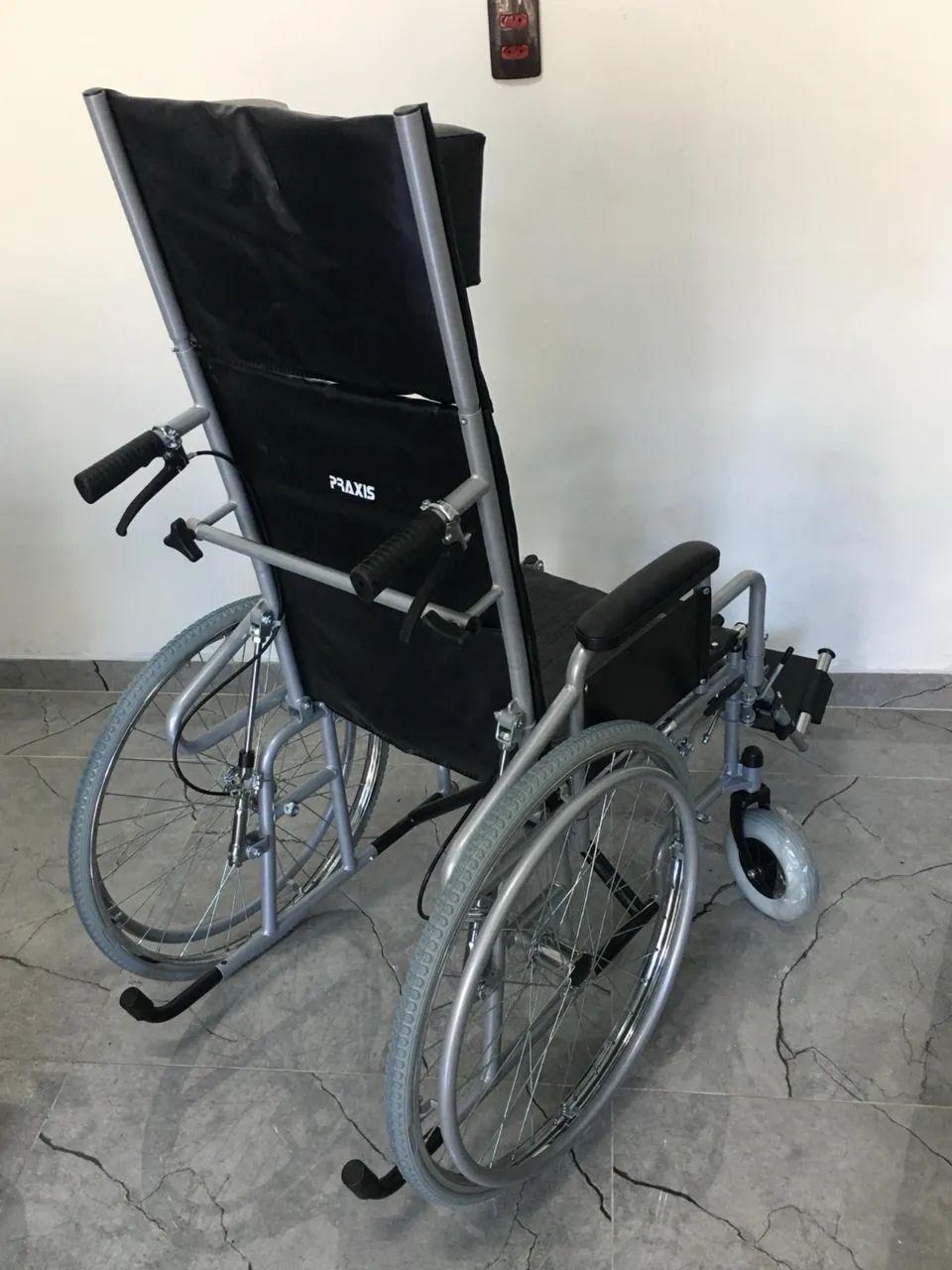 Cadeira de rodas reclinável Praxis  - Foto 3