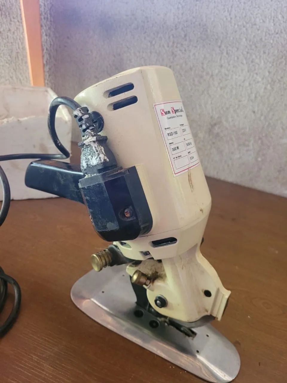 Máquina de cortar tecido  - Foto 3