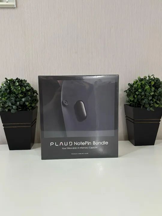 Gravador de Voz Plaud Note Pin Bundle PN0200 - 57 Idiomas