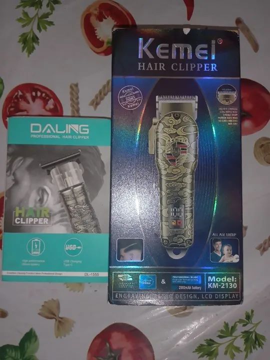 Máquina de Cortar cabelo kemei + de acabamento